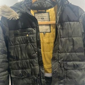 Mayoral size 6 boys winter coat camouflage color with faux fur hood